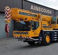 Компания Ainscough Crane Hire приобрела 18 новых вседорожных кранов Liebherr LTM 1090-4.1