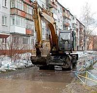 Предприниматель организовал в частном секторе Калуги «депо» из восьми единиц тяжелой строительной техники