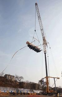 Компания XCMG провела финальные испытания 1200-тонного крана QAY